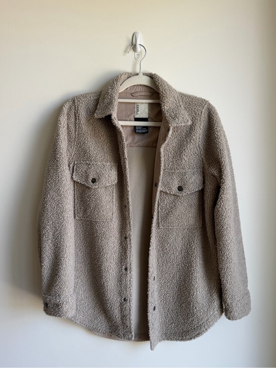 Vuori Jackets & Blazers - Vuori Sycamore Teddy Taupe Shirt Shacket